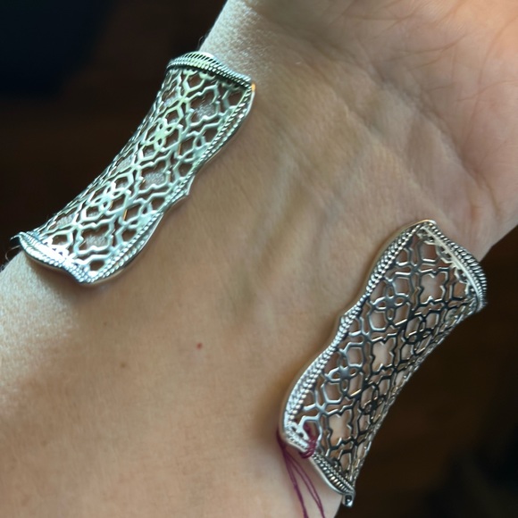 Kendra Scott cuff bracelet - Picture 3 of 4